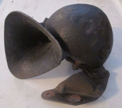 1950&#039;s chevy chevrolet car truck horn - used - tested - works