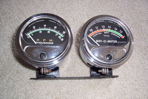 Vintage 1960&#039;s sun tach &amp; bat-o-meter w/chrome cups and transmitter box original