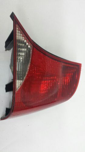 Passenger taillight assembly 00 01 ford focus from 11/99 thru 1/22/01 r263862