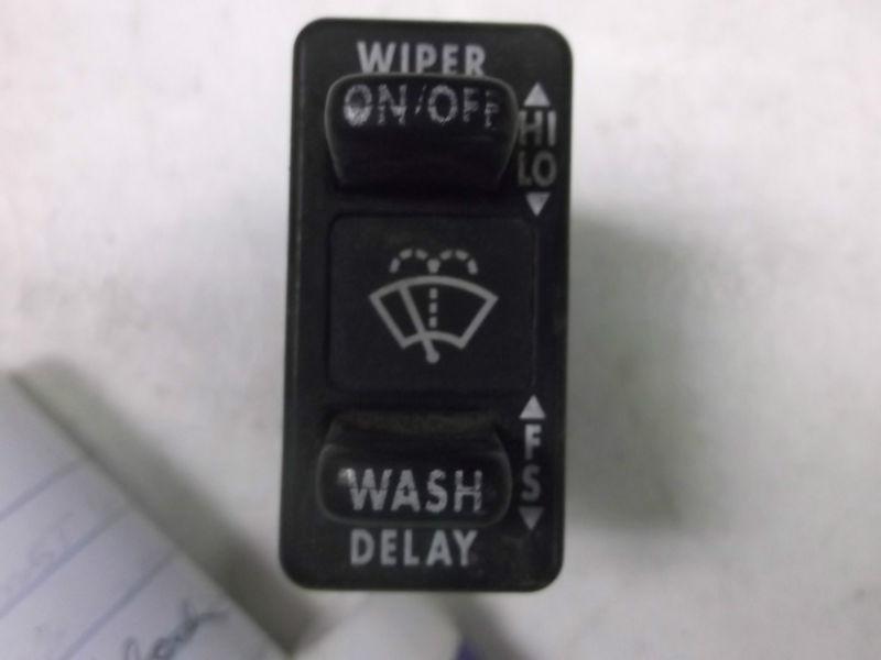 822 freightliner windshield wiper controller on off wash and delay switch