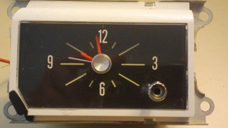 Reconditioned clock ! chrysler 1965 1966 newport, 300, new yorker, 300l 2496305