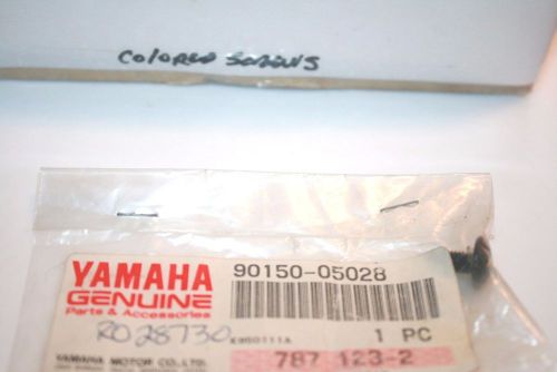 Yamaha nos windshield screw 90150-05028 vmax vmax-4 500 600 750 800