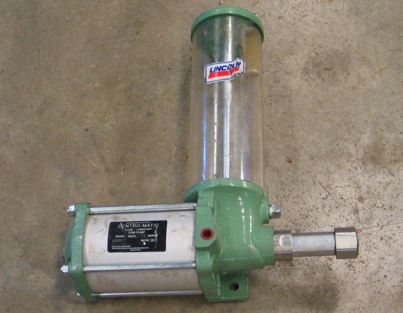 Lincoln lubrication 82570 centro-matic fluid lubricant ram pump oil dispenser