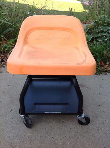 Snap on rolling roller shop creeper mechanic's padded stool work seat chair