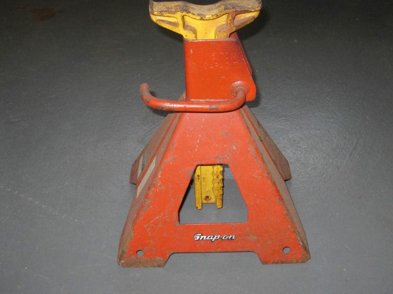 Snap on jack stand excellent condt. model b heavy duty 5 ton