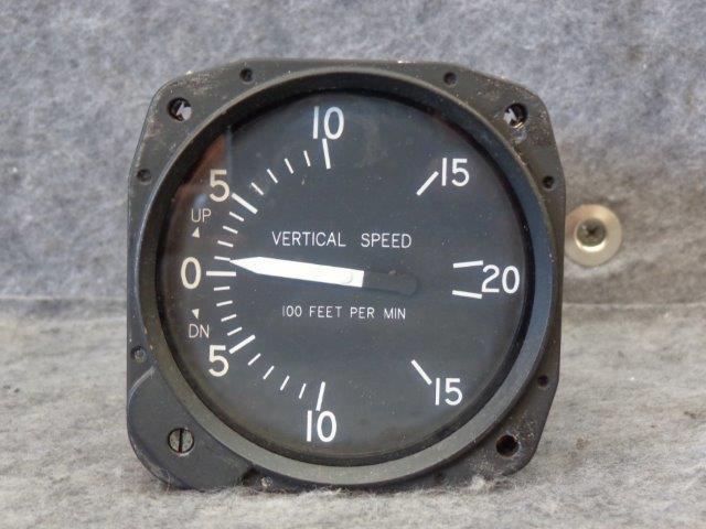 United instruments inc. vertical speed indicator  p/n 7000  s/n 12336