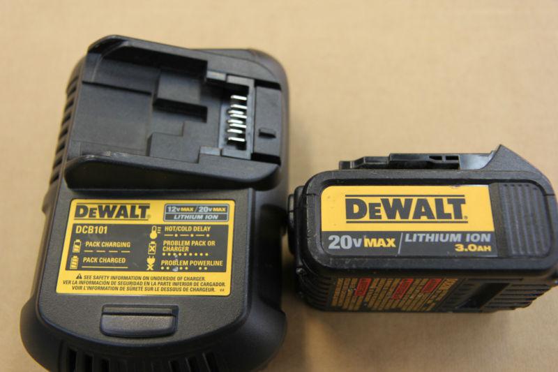 Dewalt dcb101 12v-20v max li-ion battery charger and 20v battery