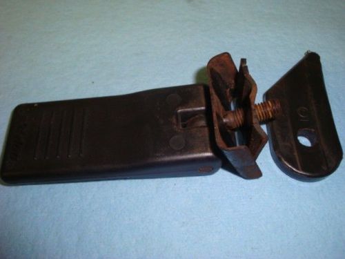 1998 skidoo snowmobile back rest lock lever kit grand touring 583 572038200