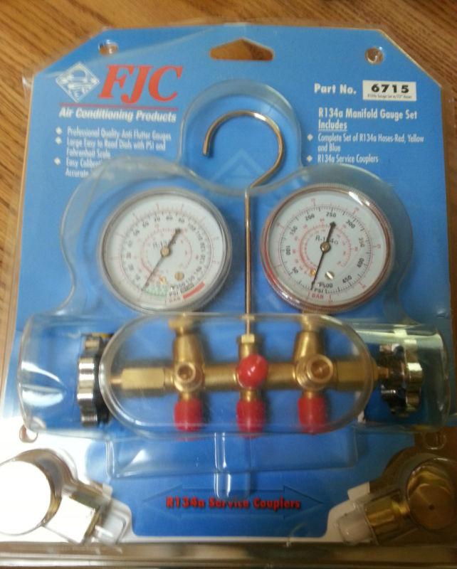 Fjc r134a ac manifold gauge set fjc6715 brand new! with service couplers