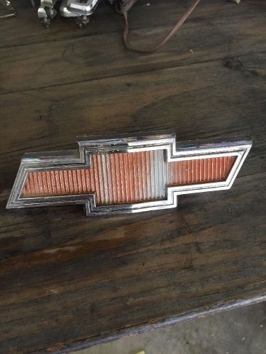 67-68 chevy truck grill emblem