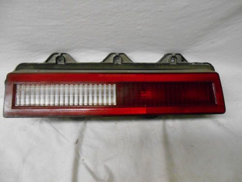 1976 chevrolet malibu chevelle laguna right-passenger side tail lamp