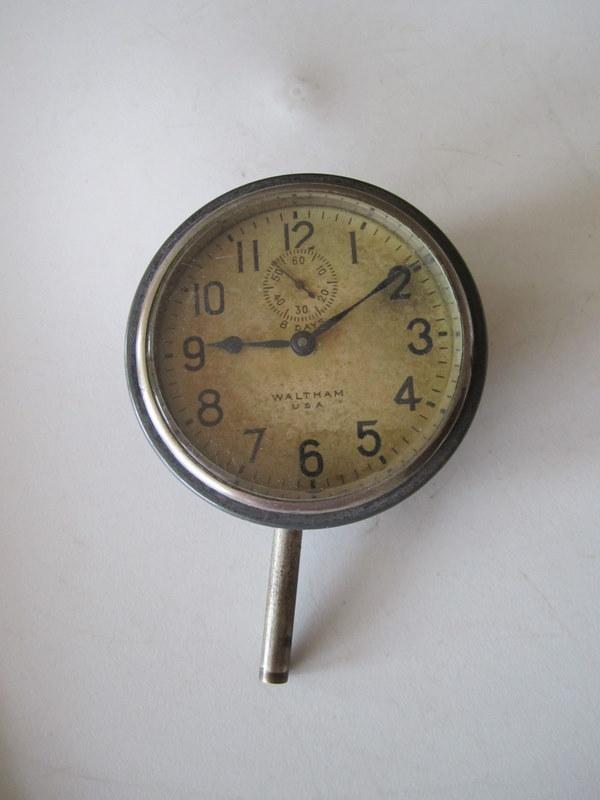 Vintage waltham 8 day automobile clock