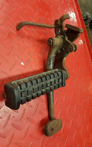 1987 honda trx 125 complete right side foot peg assembly