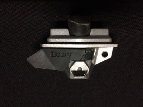 Can-am atv outlandr linq rack fastener quick release latch kit new oem 715000707