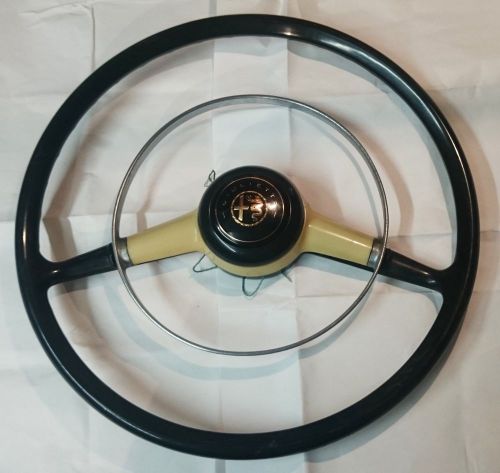 Alfa romeo giulietta original steering wheel - perfect