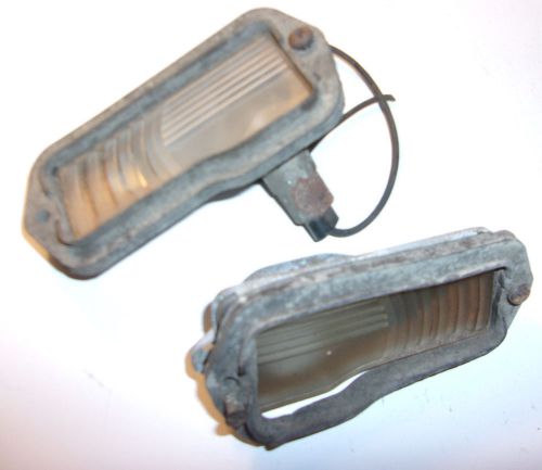 Cowles 115-6 license lights set of 2 left &amp; right   -  ms79