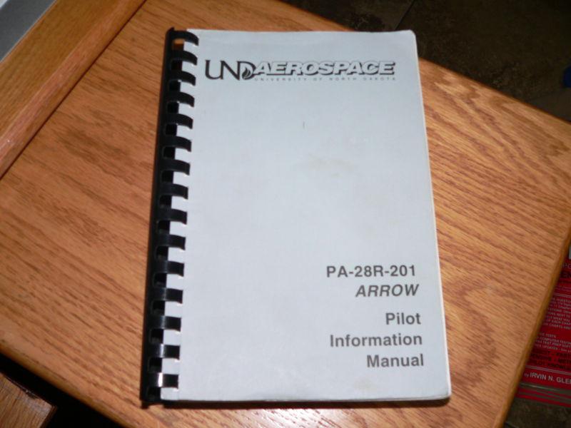 Piper  arrow , pa-28r-201  pilot's information manual und aerospace
