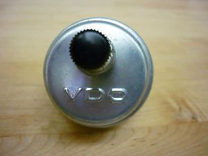 Vdo 1/8&#034; npt oil pressure sender unit for vdo gauges race rally motorsport 12.68