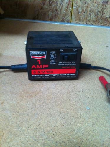 Century 1 amp battery charger 6 & 12 volt lawnmower motorcycle batteries 87001