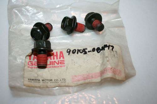 4 nos yamaha snowmobile 2 up seat bolts 1994-95 vmax 500 600  8 x 10mm coated