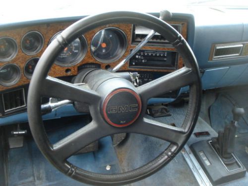 81-94 chevrolet / gmc sierra silverado leather 4 spoke steering wheel nice c/k